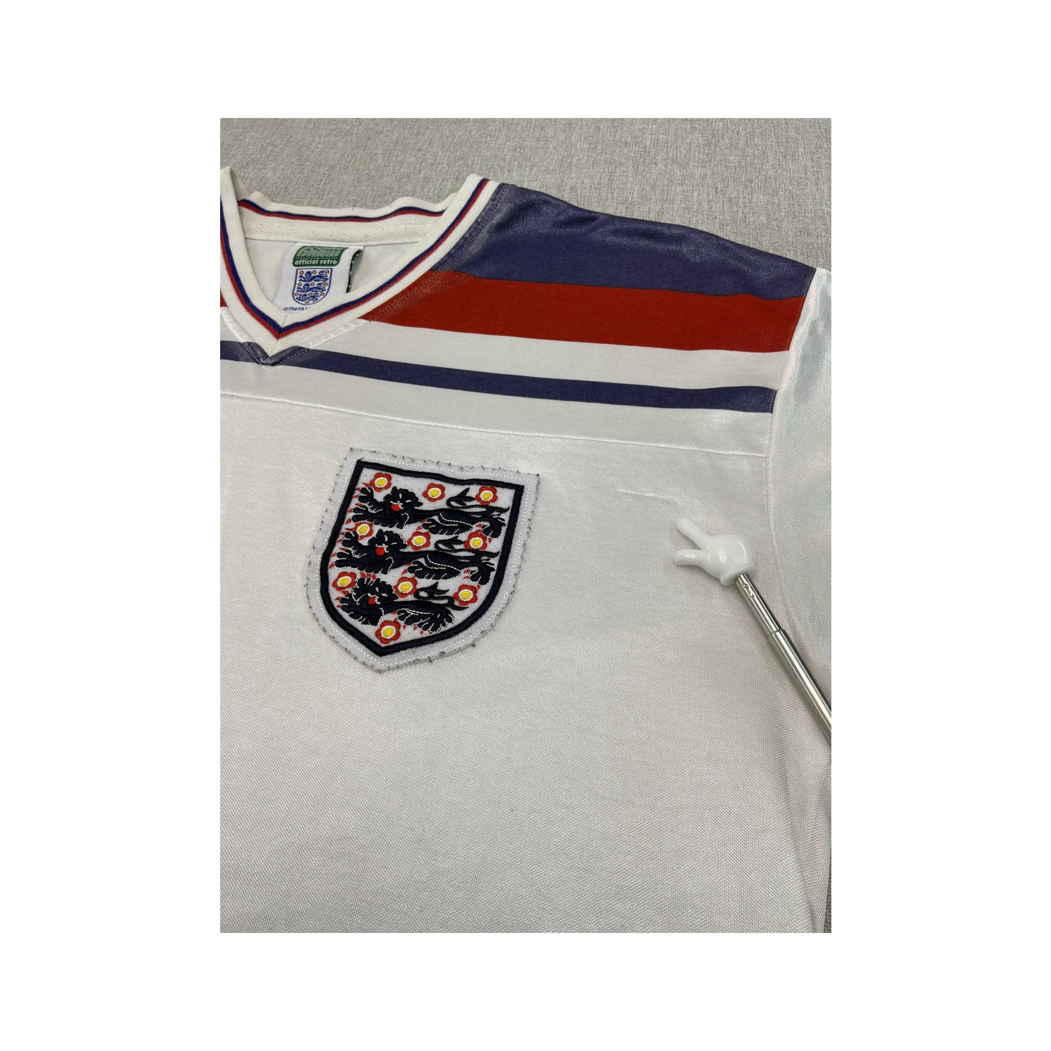 Score Retro Striped V-Neck Graphic Chest Pocket T-shirt