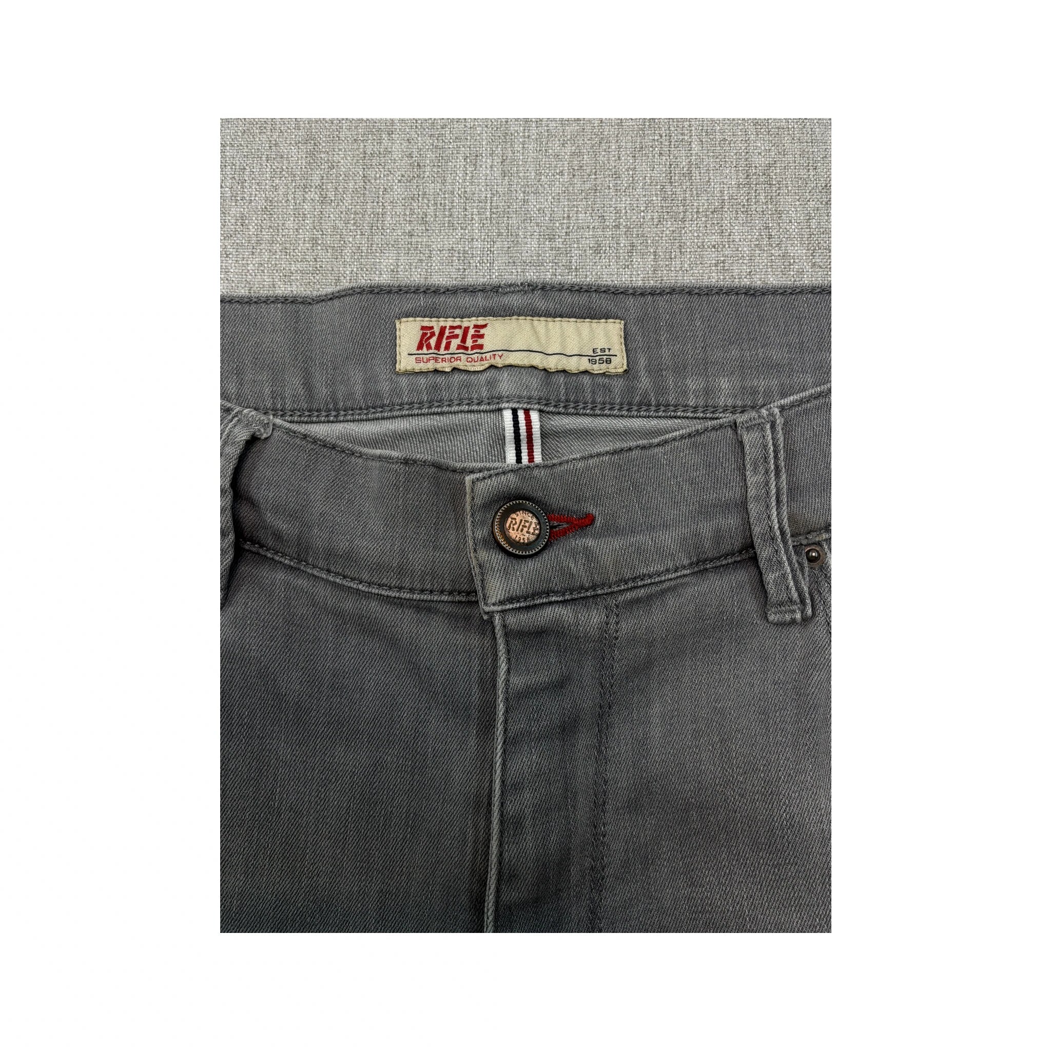 Rifle Light Wash Distressed Denim Jeans