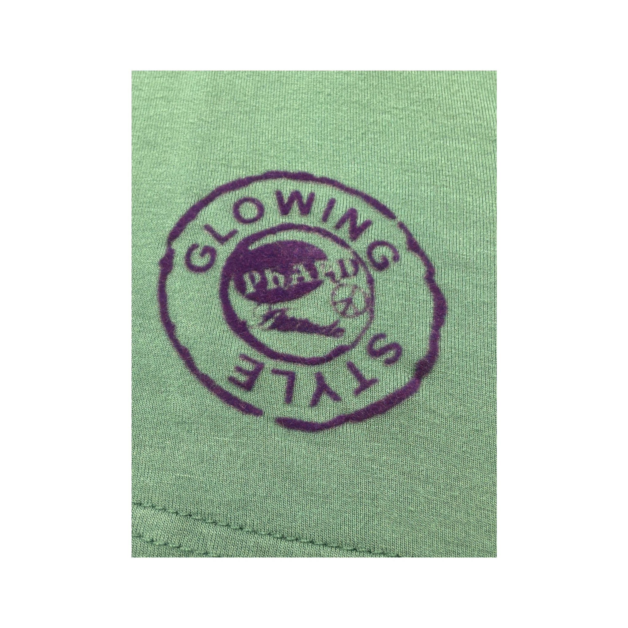 Thread Needle Graphic Long Sleeve T-shirt