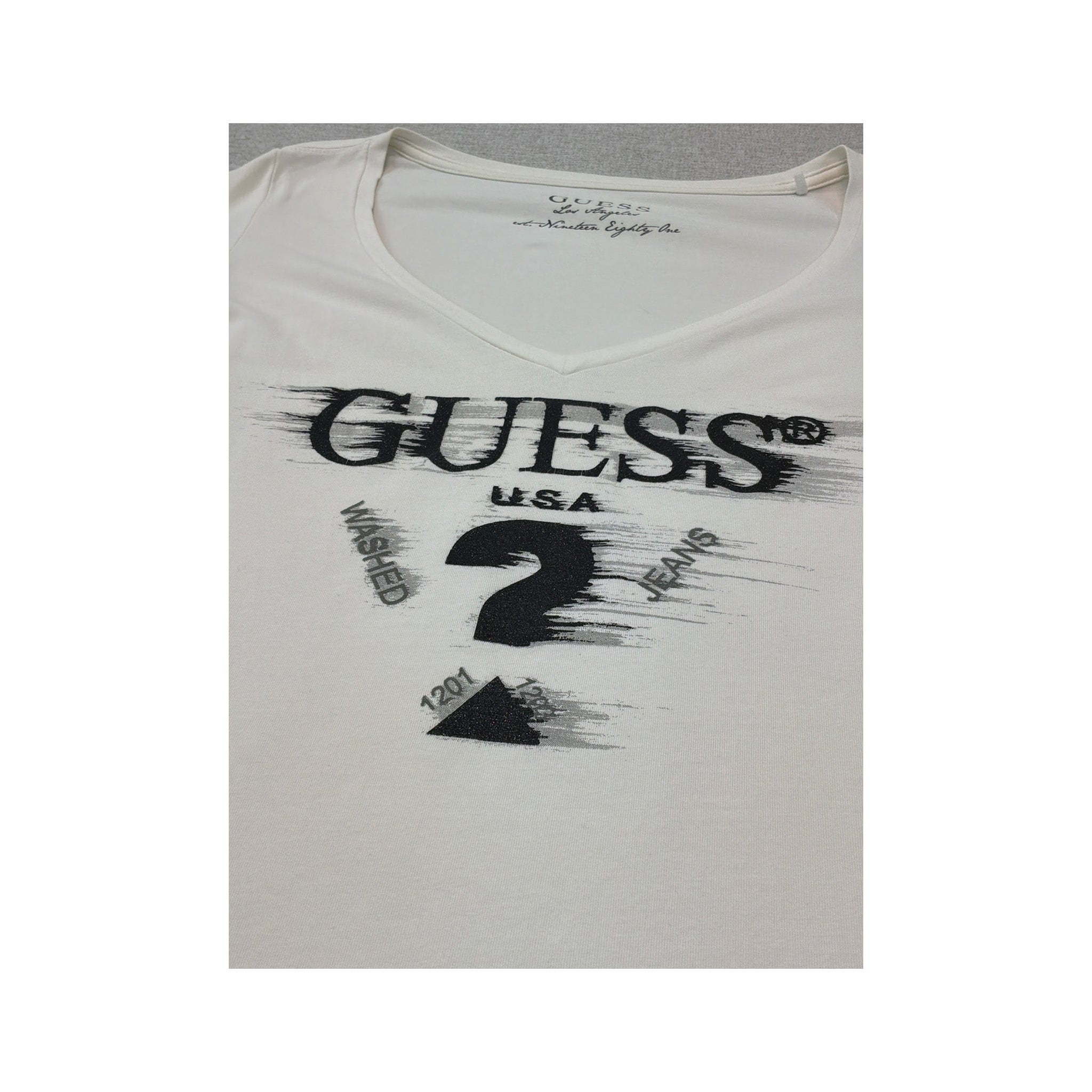 T-shirt Guess de Manga Comprida com decote em V e estampado gráfico