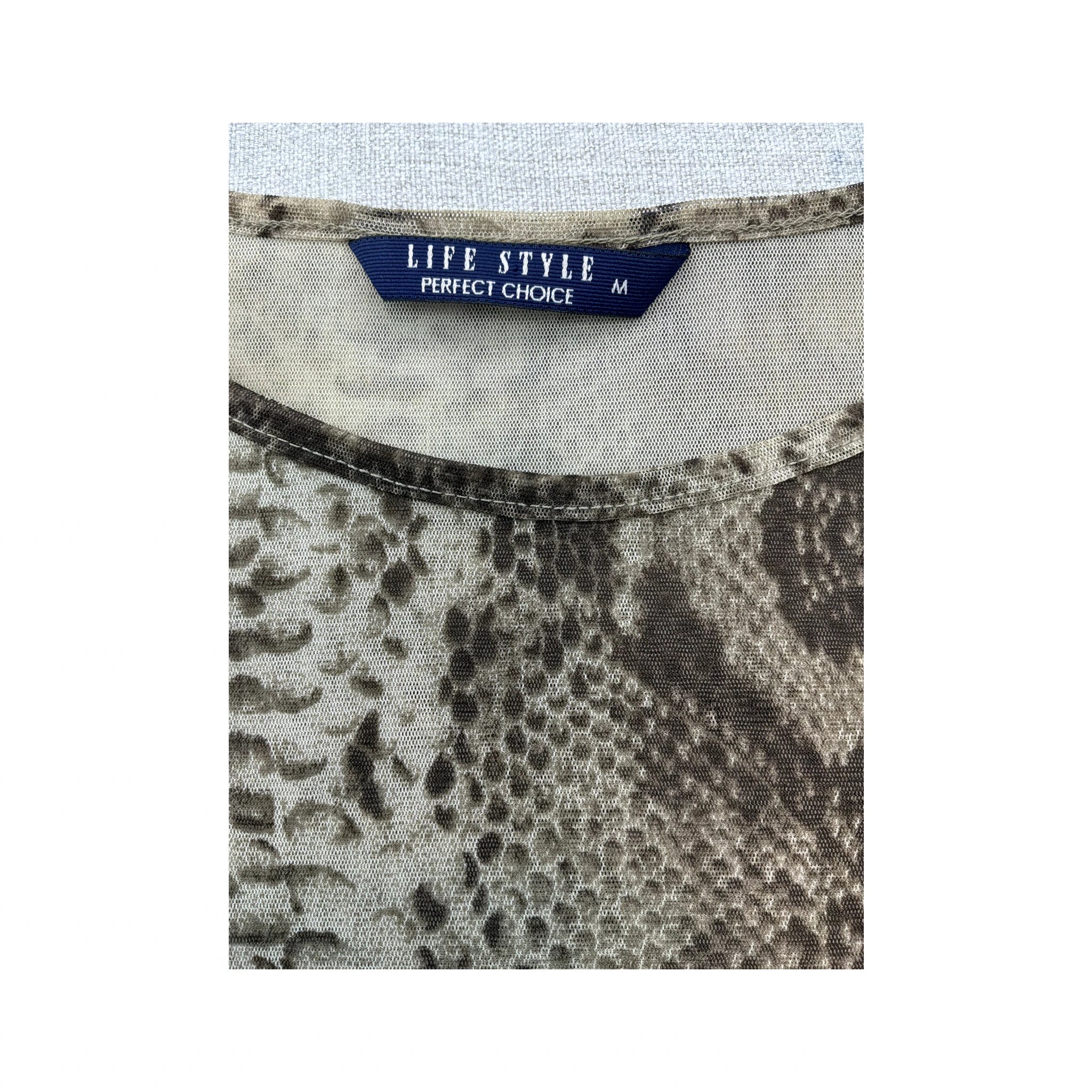 Life Style Snakeskin Print Mesh Shirt (Smartsizer)