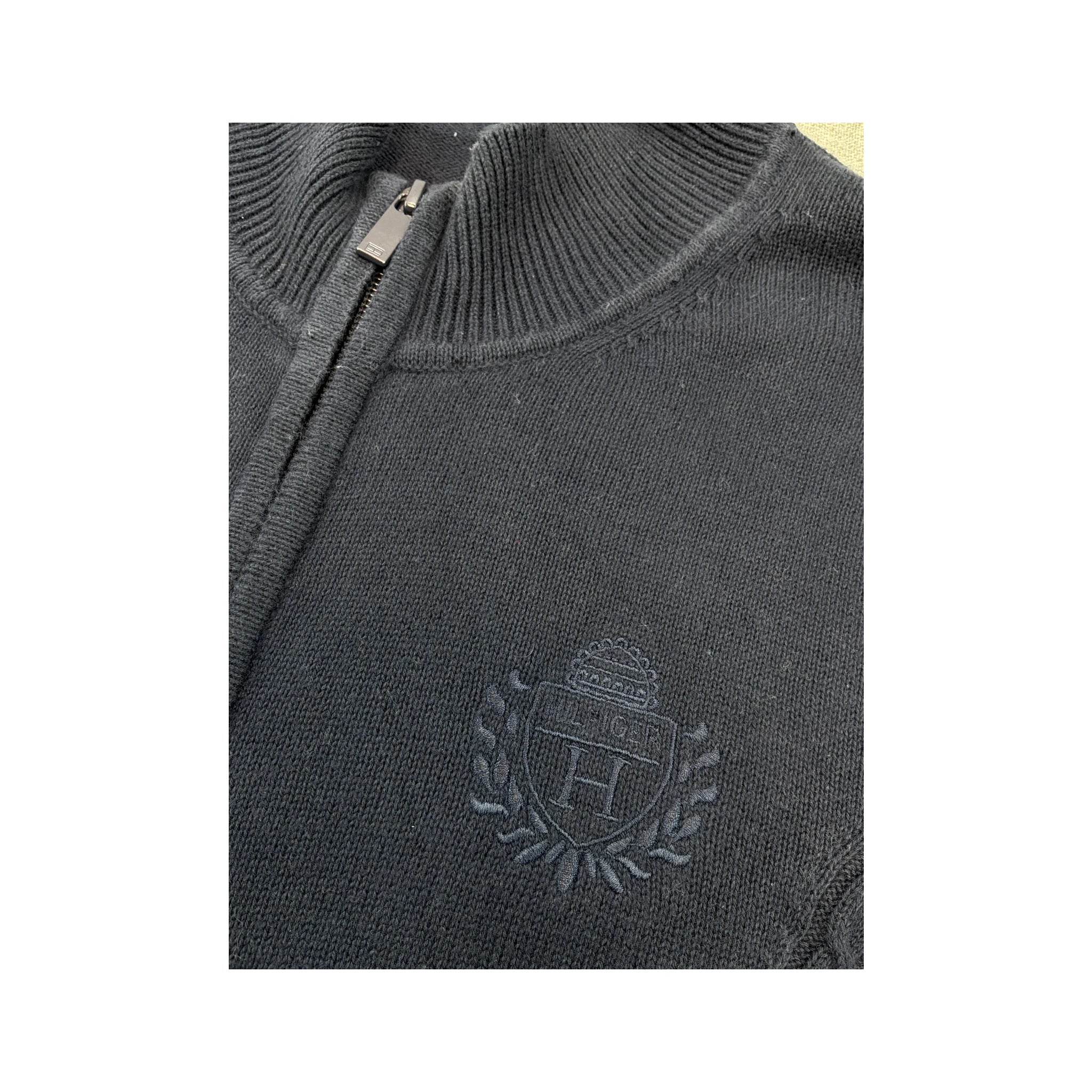 Camisola Tommy Hilfiger Canelada em algodão com Meia gola e Fecho Total