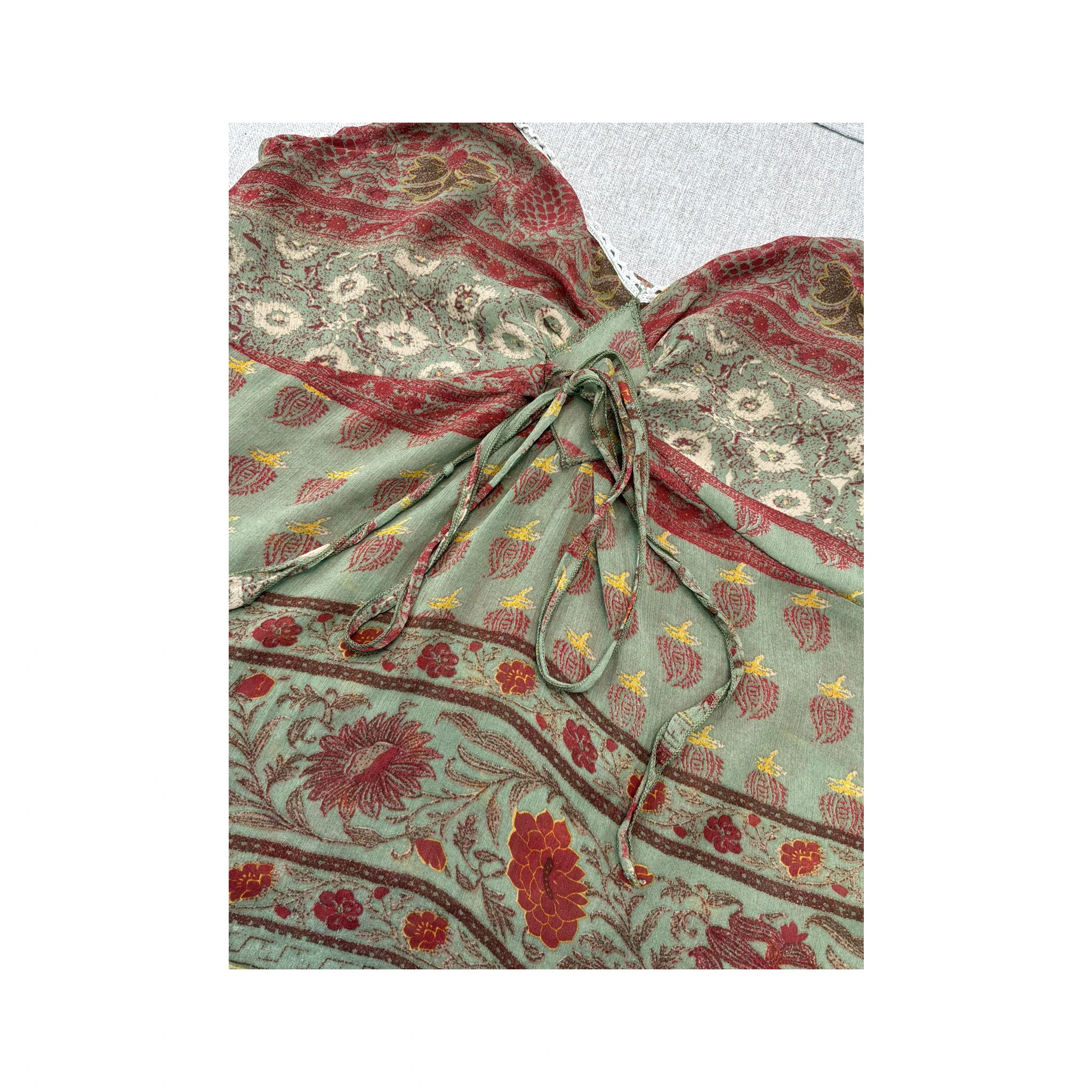 Miss Wan Floral Border Print Lace Trim Tie Front Tank Top (repriced)