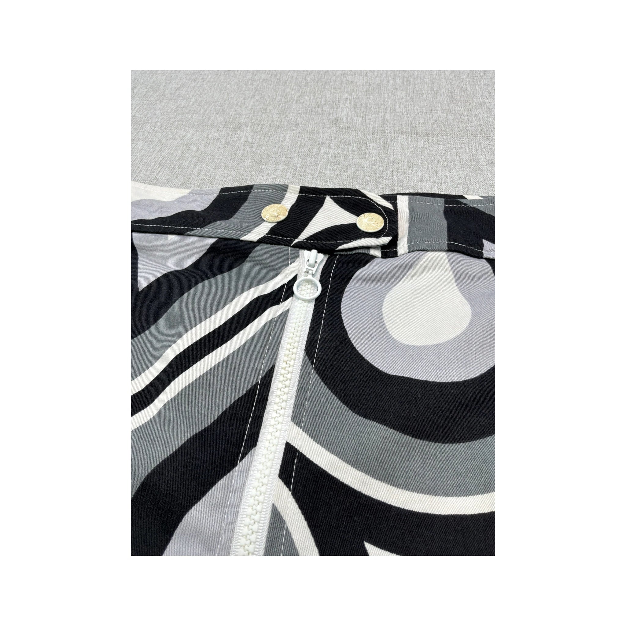KYMCO Geometric Mod Print Mini Skirt