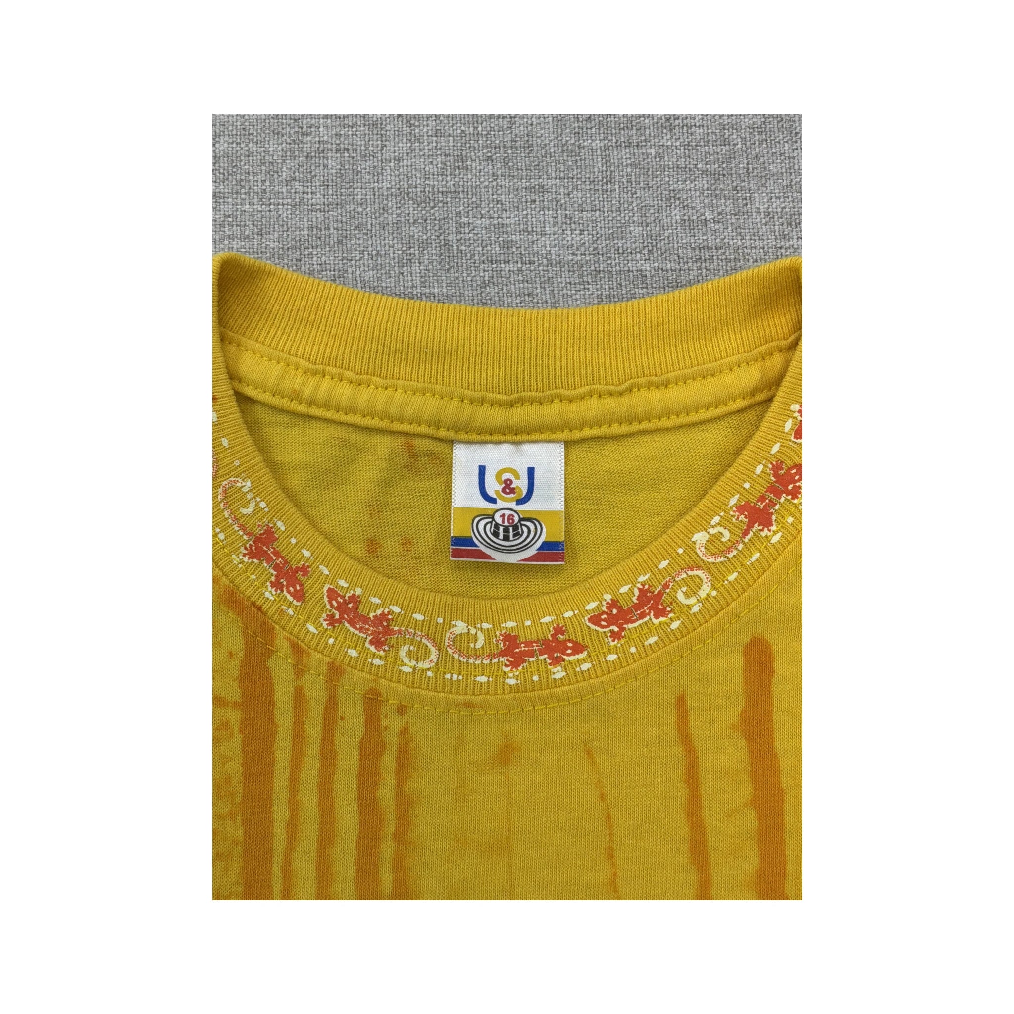 Camisa em algodão com estampado de Matrícula Guatapé Colômbia