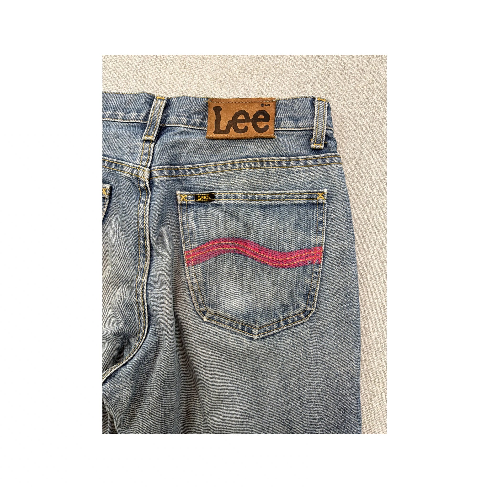 Lee Vintage Light Wash Pink Wave Pocket Straight Leg Jeans