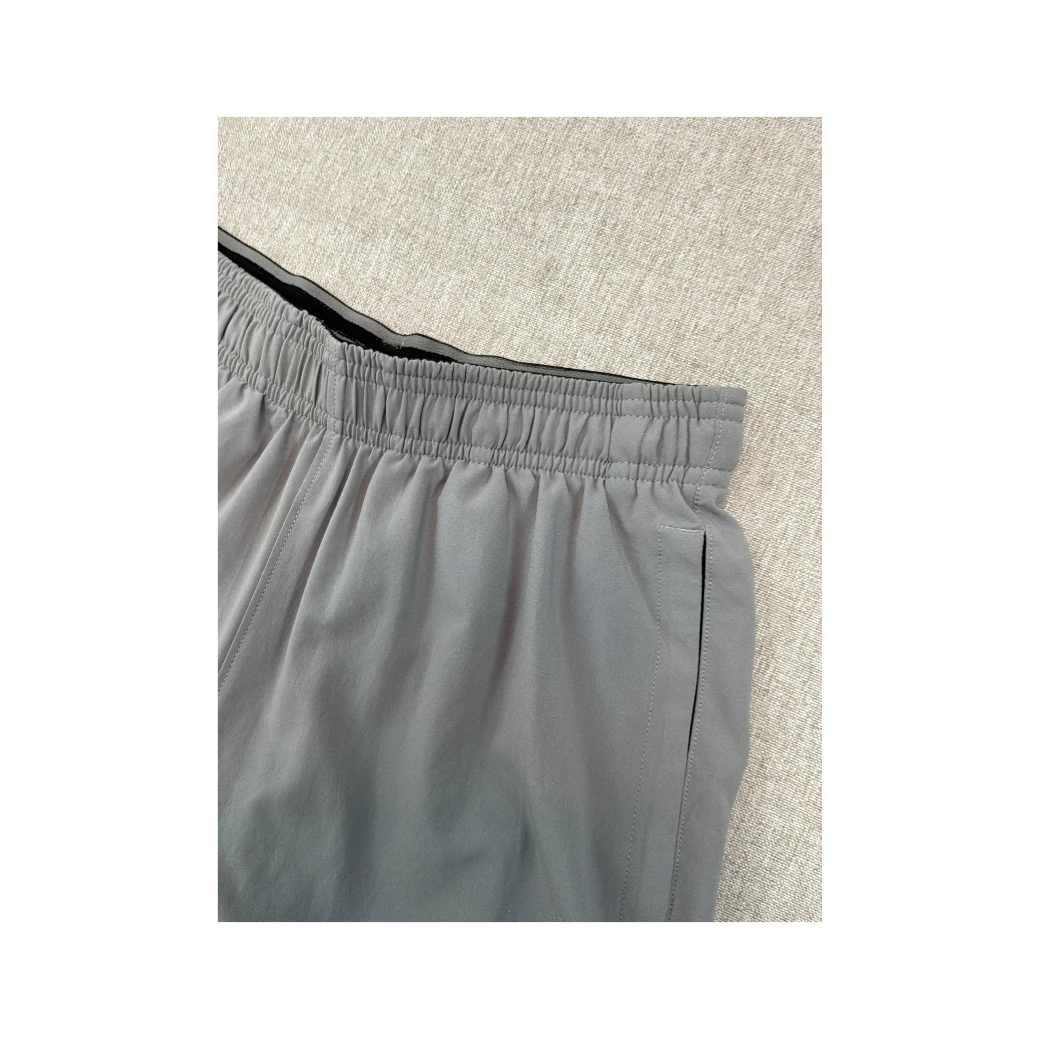 Under Armour Gray & Black Logo Mesh-Lined Pull-On Shorts