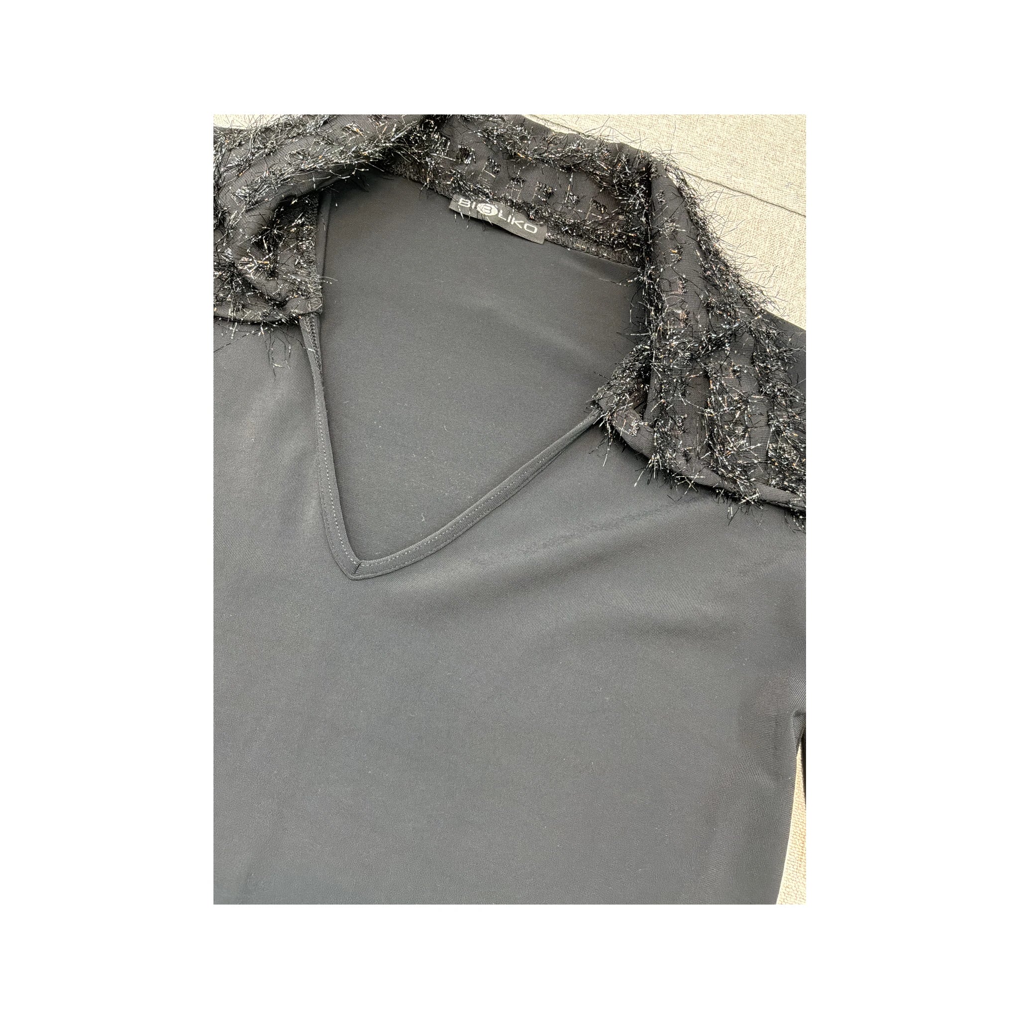 Bibiko Glitter Trim Bell Sleeve V-Neck Blouse