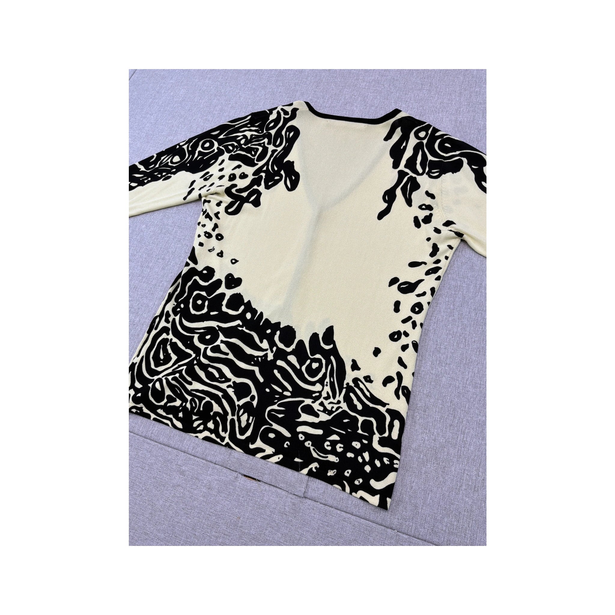 Jei Lo Abstract Animal Print Long Sleeve Button-Up Shirt