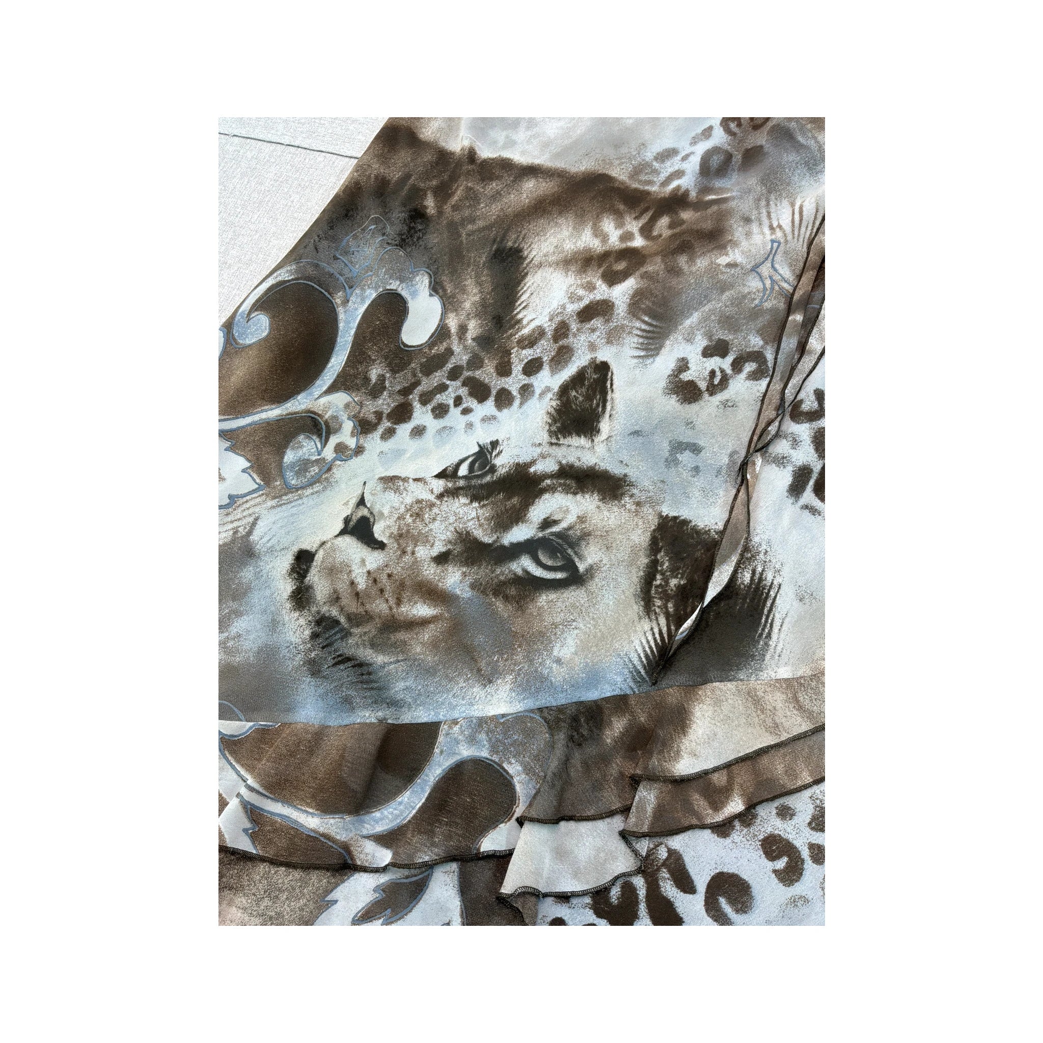 Saia vintage com Folhos e estampado de Leopardo e Leão