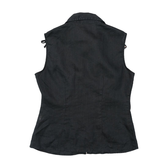Woman Sleeveless Button-Up Shirt