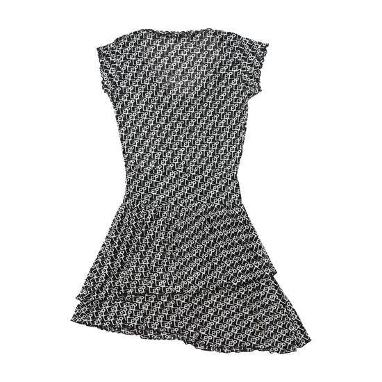 Mini vestido Evasê Blasting com estampado geométrico a preto e branco