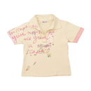 Polo com estampado gráfico de Patchwork e Letras Caprichoso