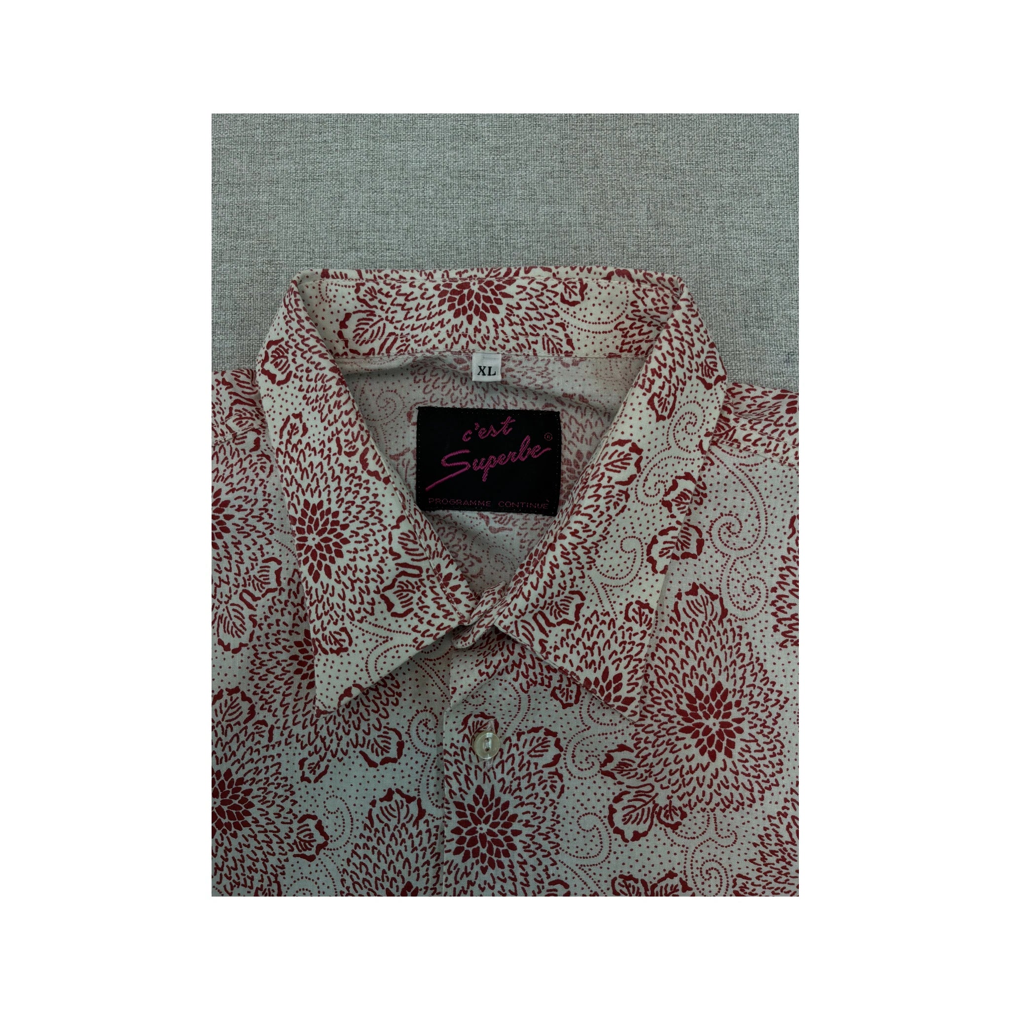 Camisa c'est Superbe de Manga curta com estampado floral