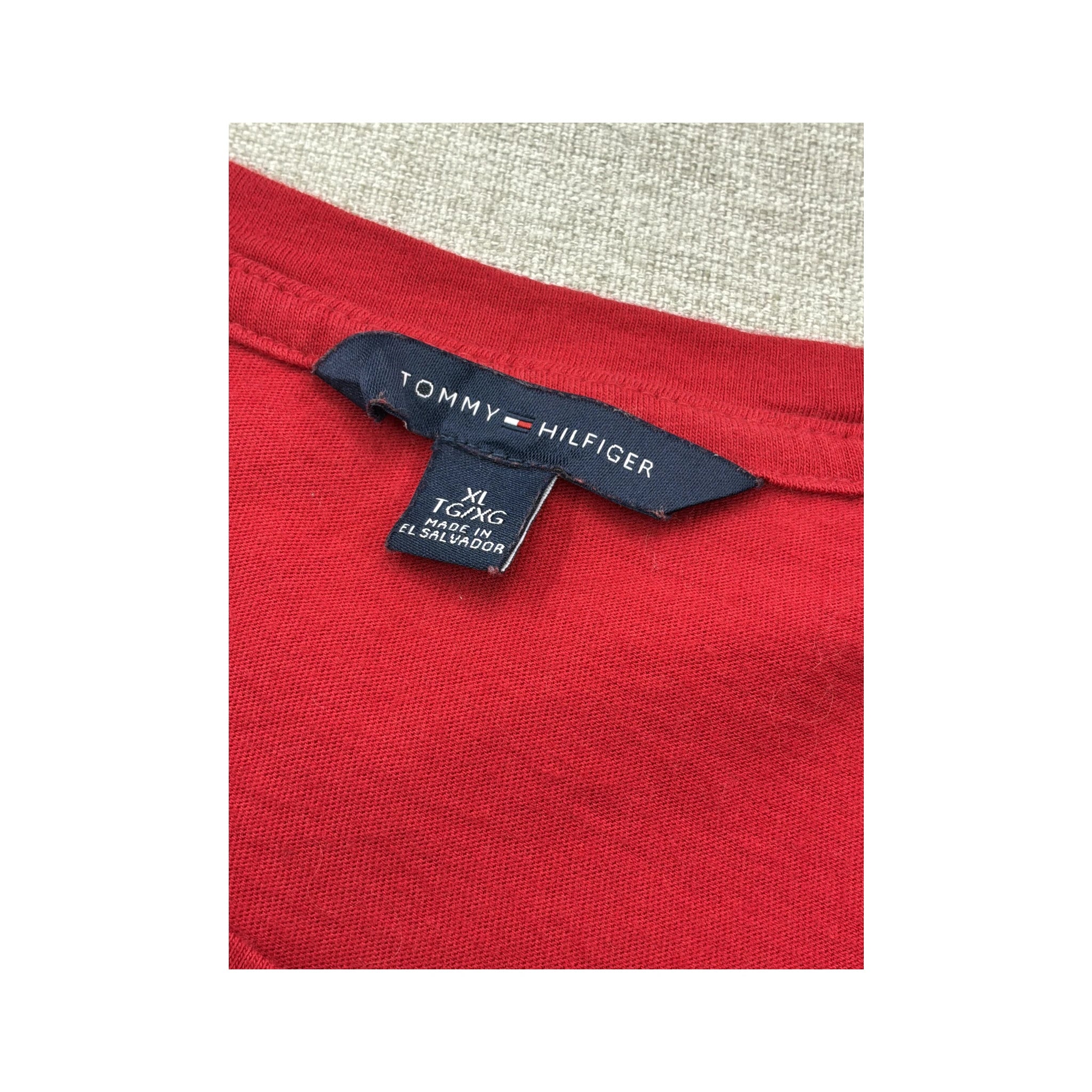Tommy Hilfiger Embroidered Logo Crewneck Cotton T-Shirt (Smartsizer)