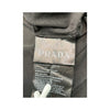 T-shirt utilitária Prada com Ombros Contrastantes