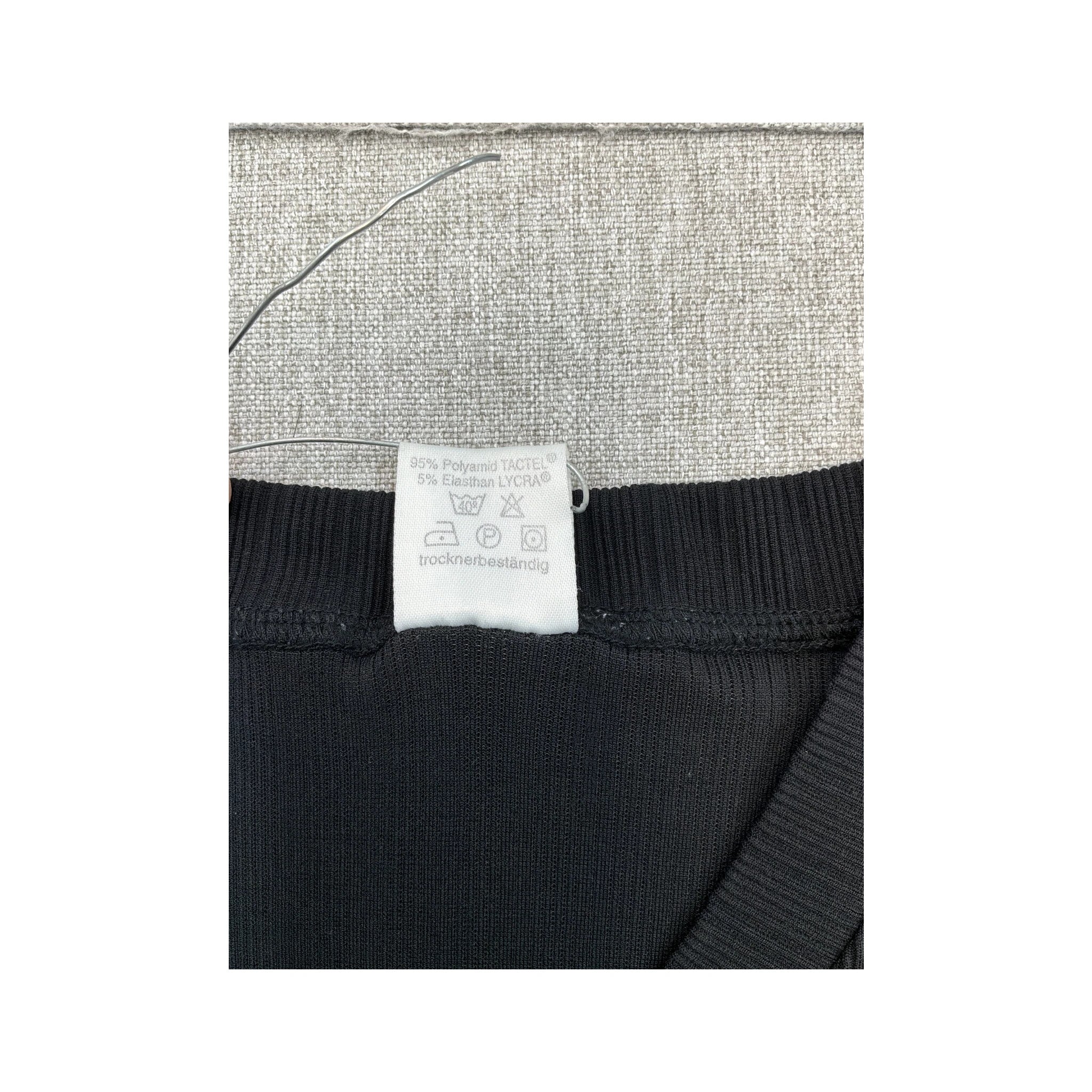 Enrico Golani Ribbed V-Neck Longline Shirt