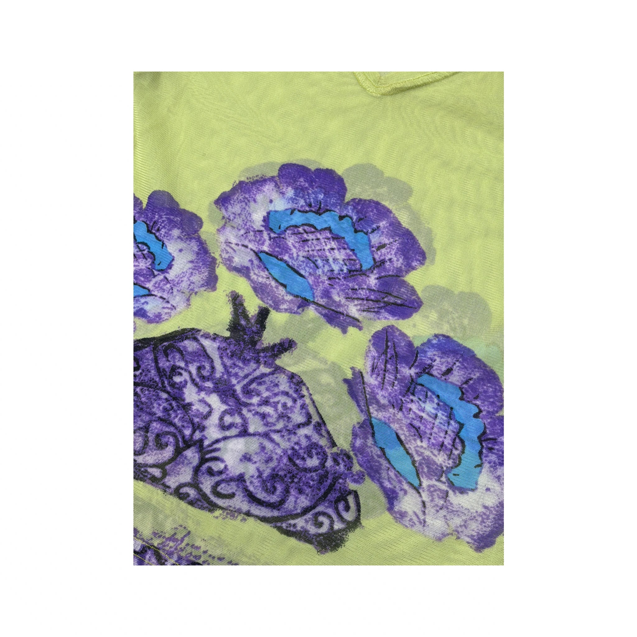 Blusa Motivi em Rede floral com decote em V