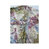 Blusa Transparente Sonia Fortuna floral com Folhos à Frente