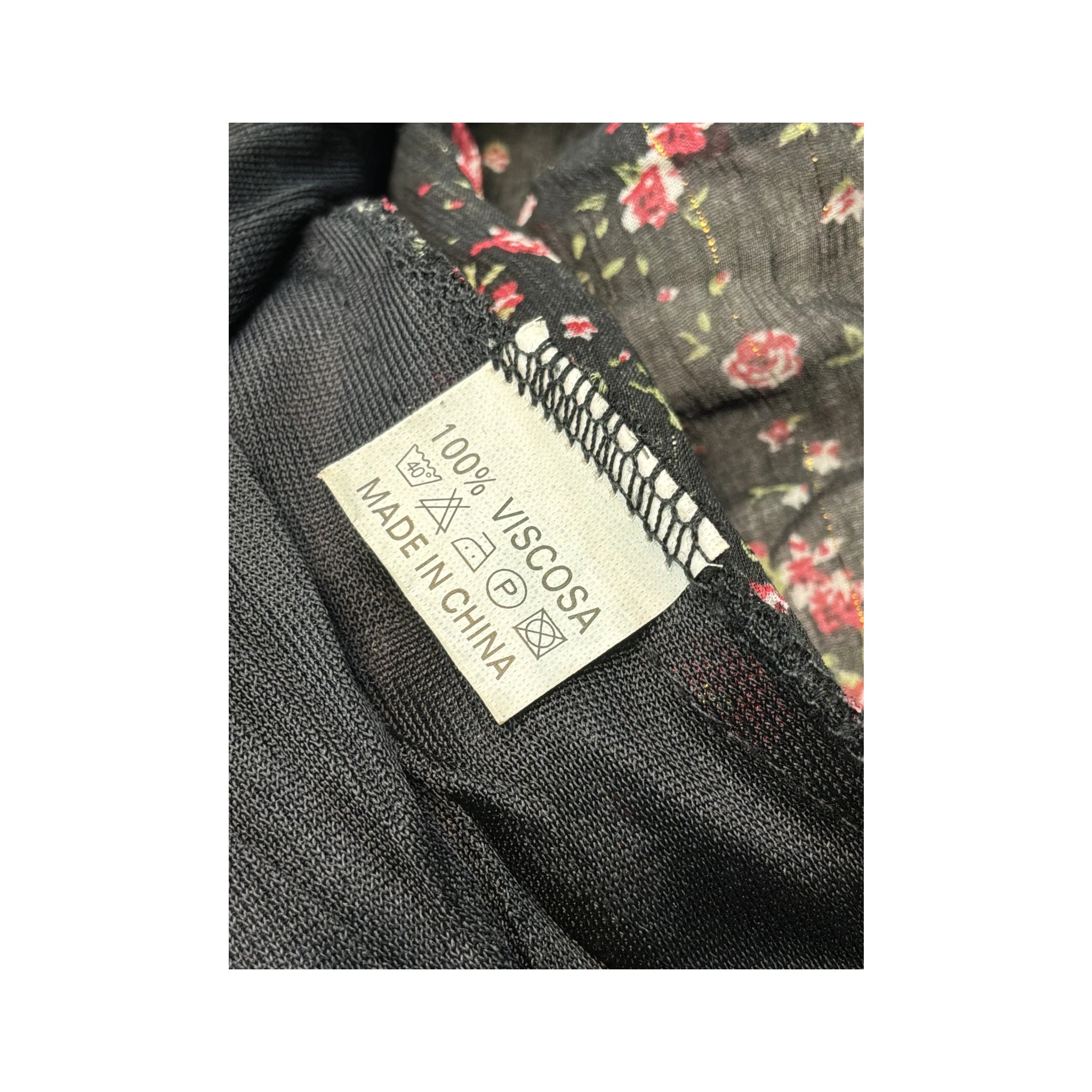 Top de alças Bluoltre floral com Acabamento em renda