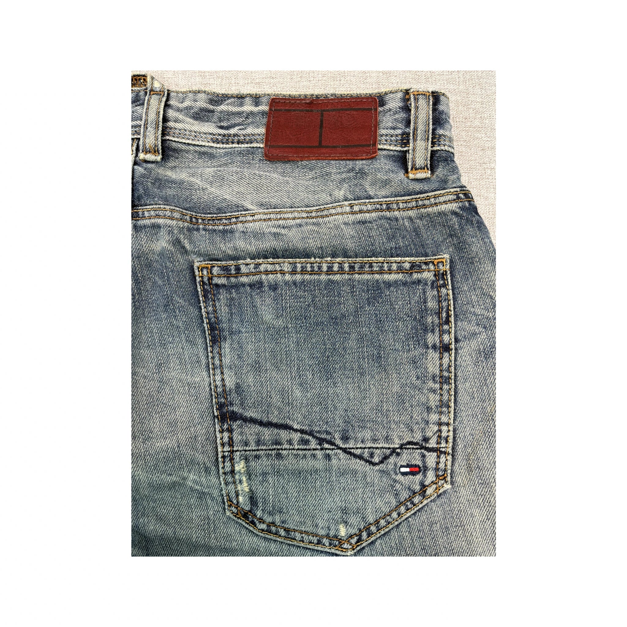 Tommy Hilfiger Vintage Straight Fit Cotton Jeans