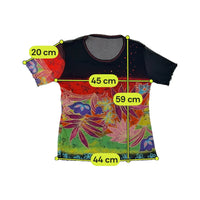 T-shirt com mangas Transparentes em Rede, florais e strass