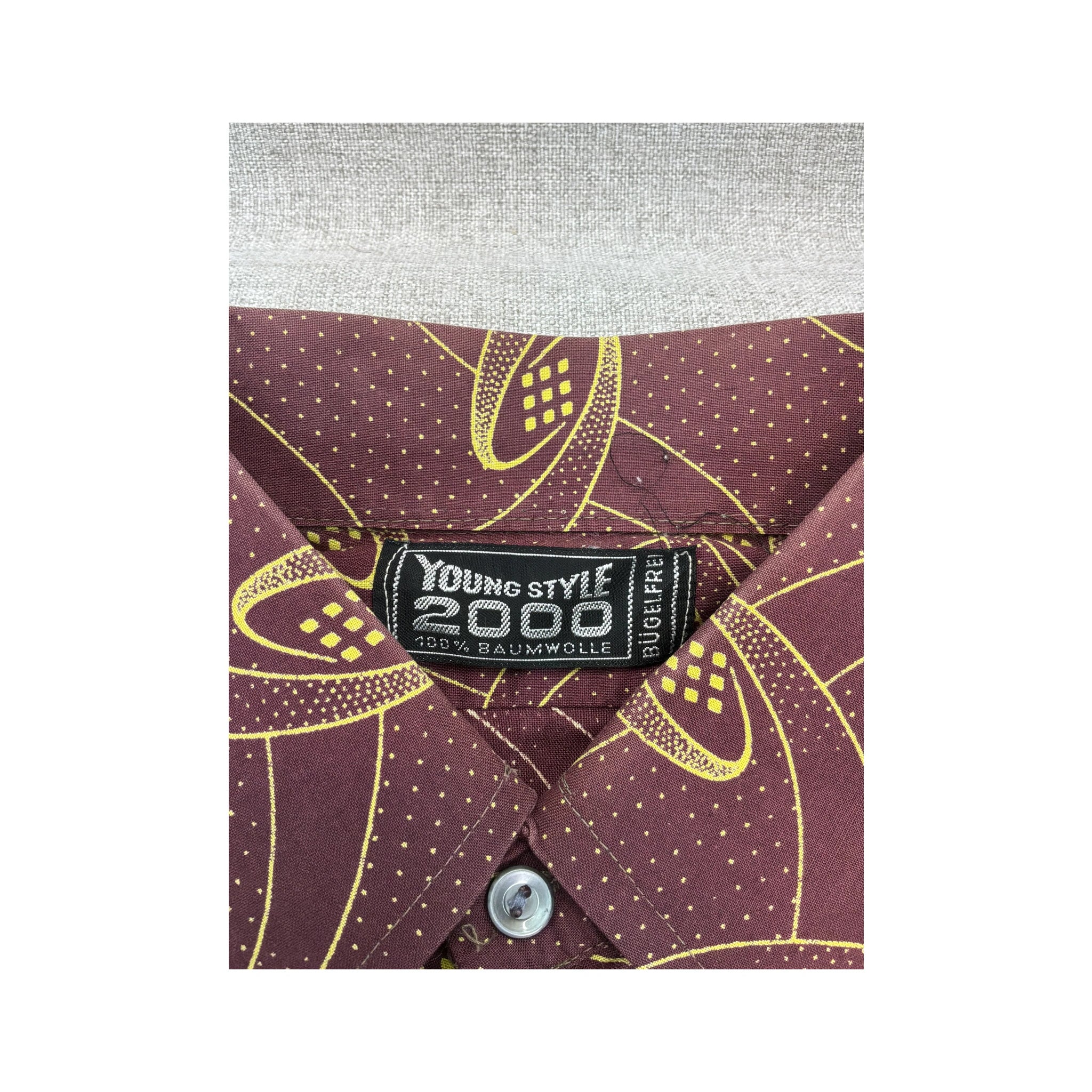 Young Style 2000 Abstract Chain Print Button-Up Shirt