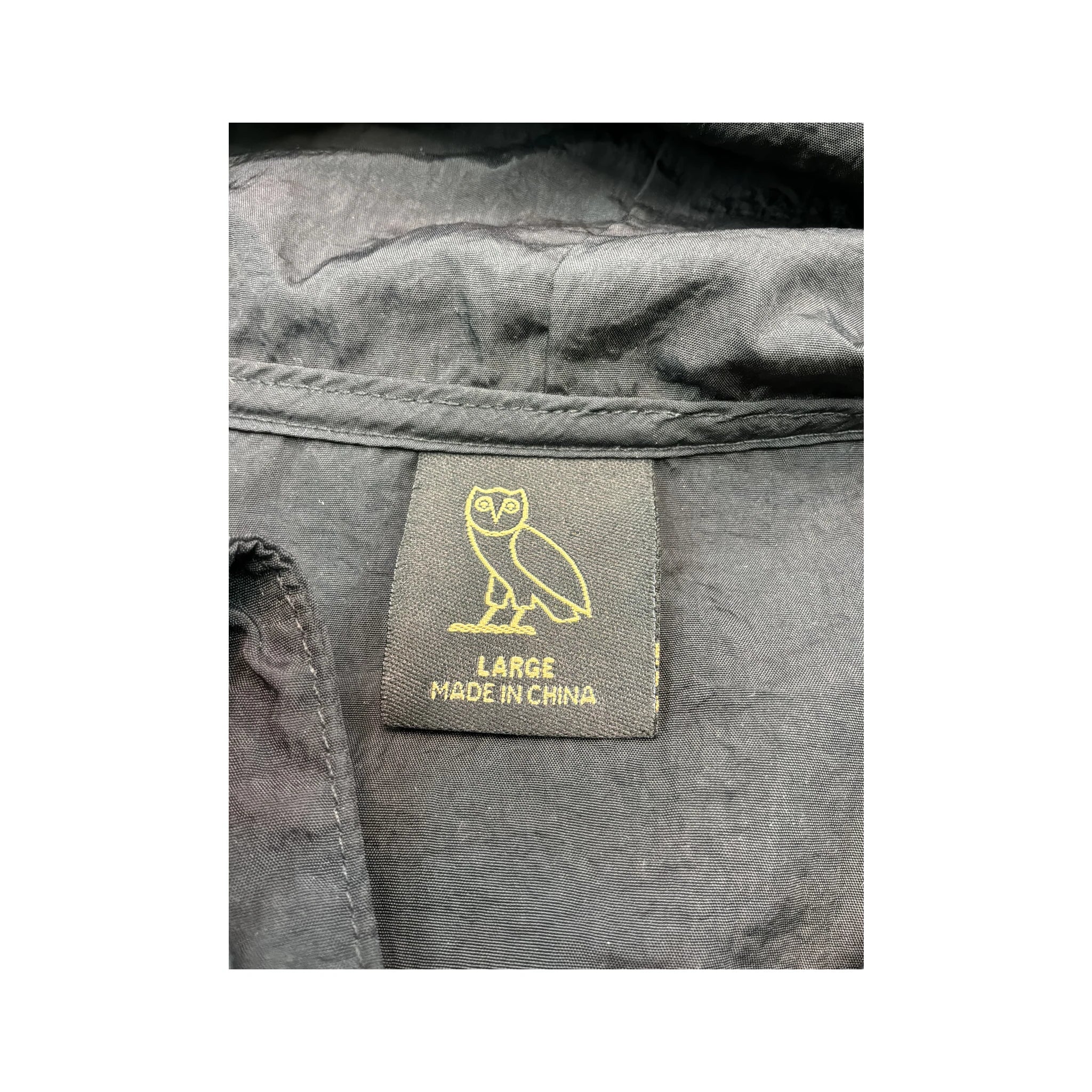 OVO Black Hooded Zip-Up Jacket (Etiqueta com tecido?)