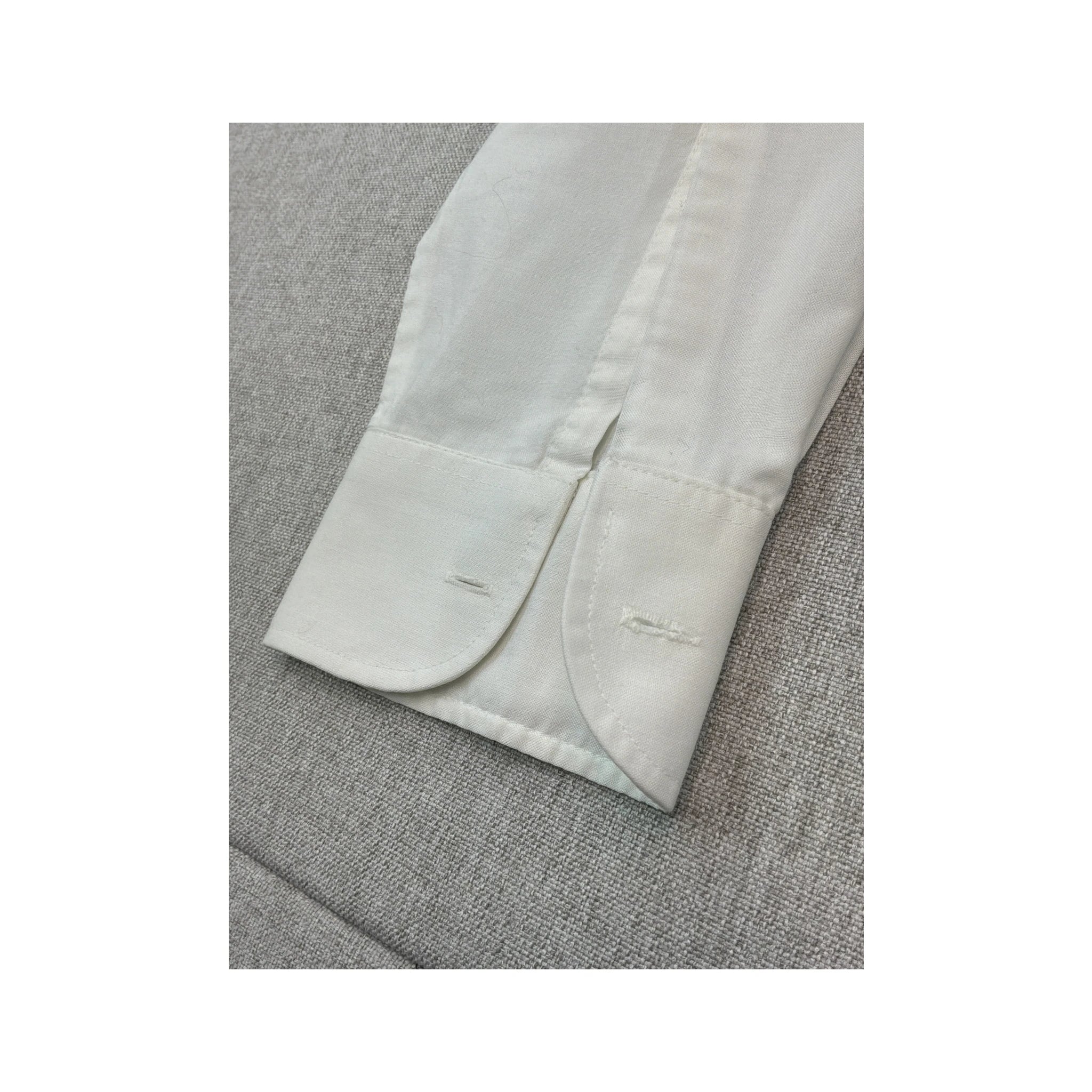 Camisa de Vestir Cauda vintage branca em poliéster e algodão com Punho Duplo