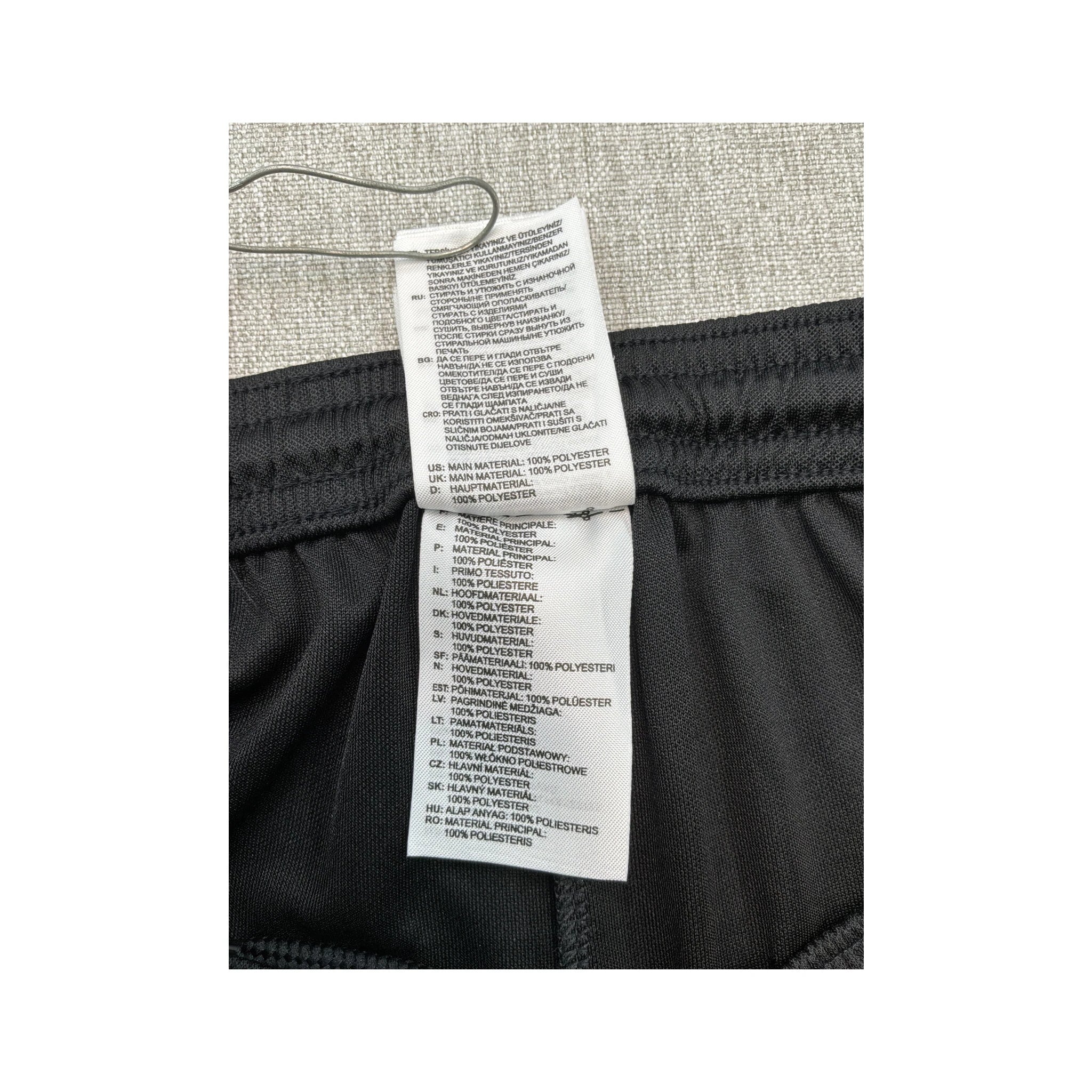 Calções desportivos adidas ClimaLite com logótipo