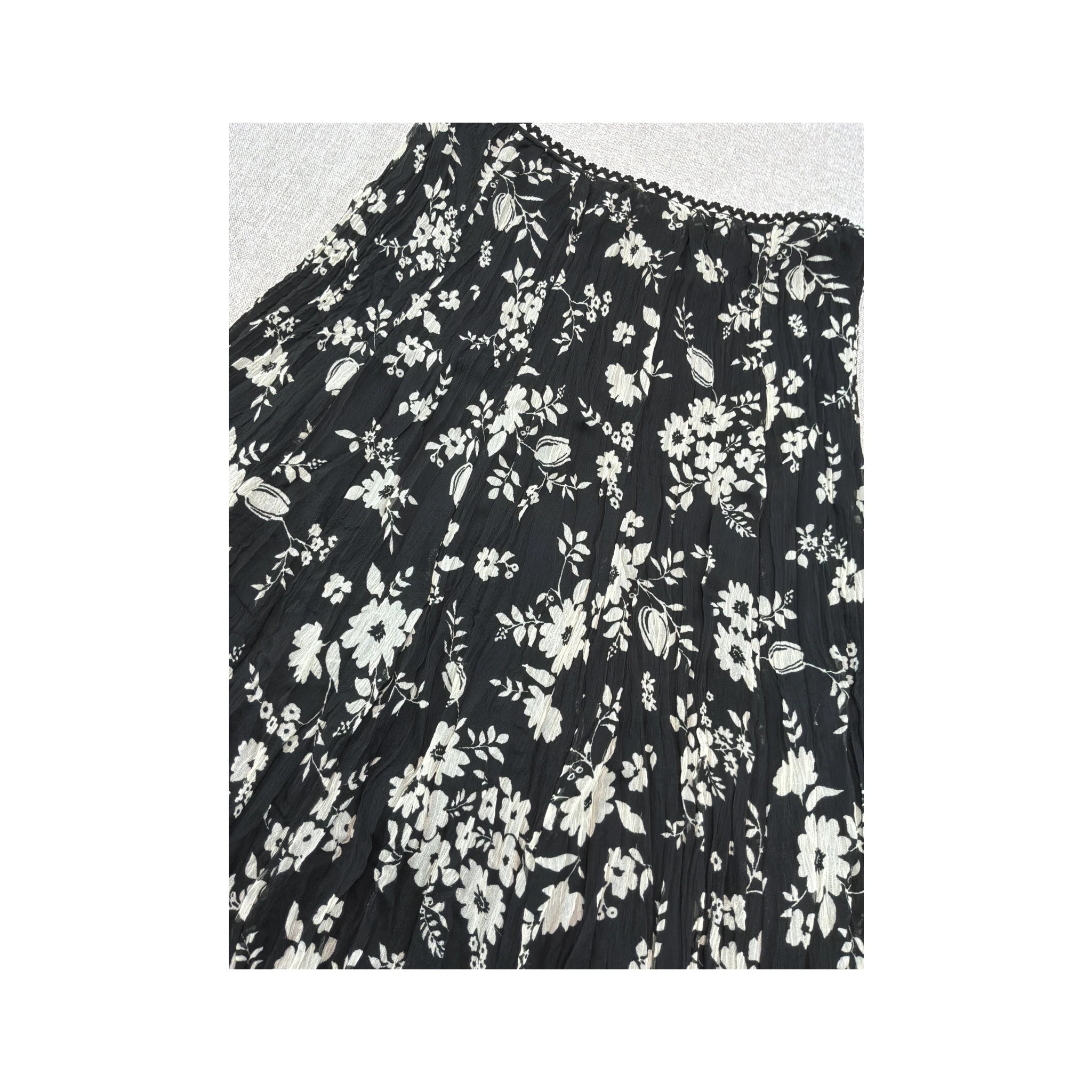 Woman Floral Crinkle Lace Hem Skirt