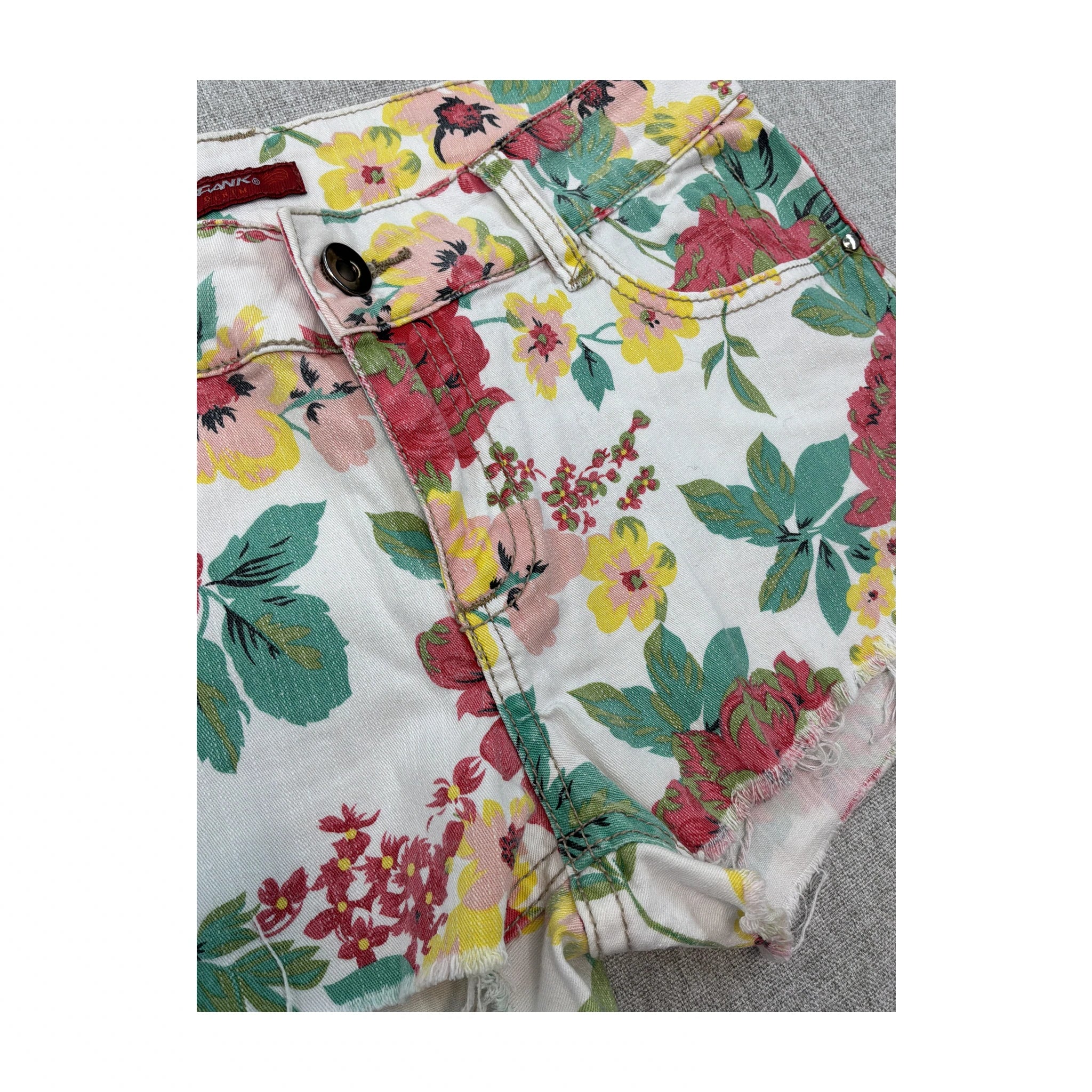 Floral Print Frayed Hem Denim Shorts