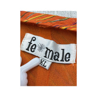 Saia Linha a Female laranja com estampado abstrato