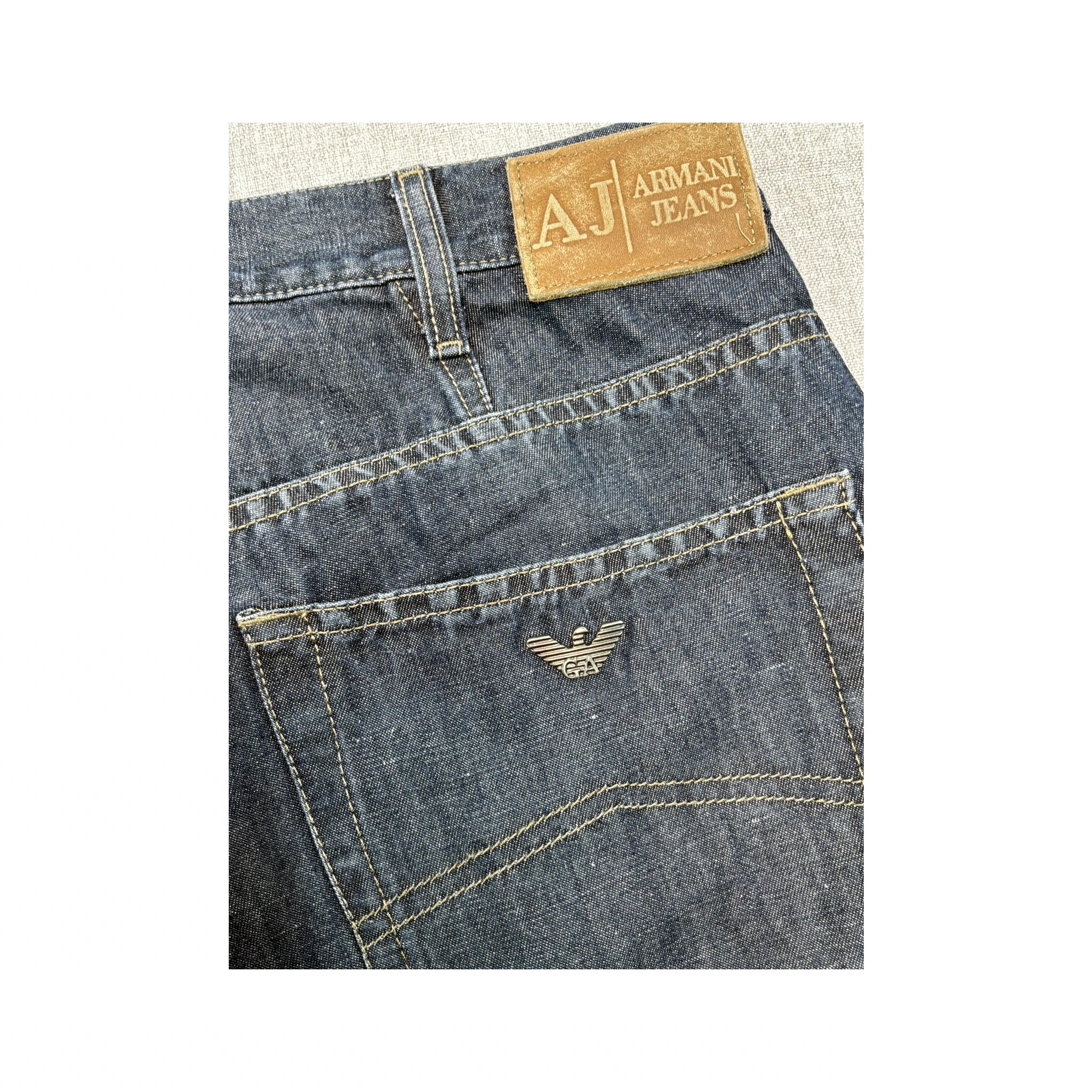 Calças de ganga Armani Jeans com Interior em Linho de perna direita