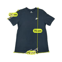 T-shirt Nike em algodão com Swoosh Bordado